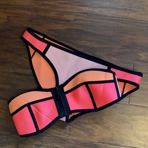 Triangl bikini